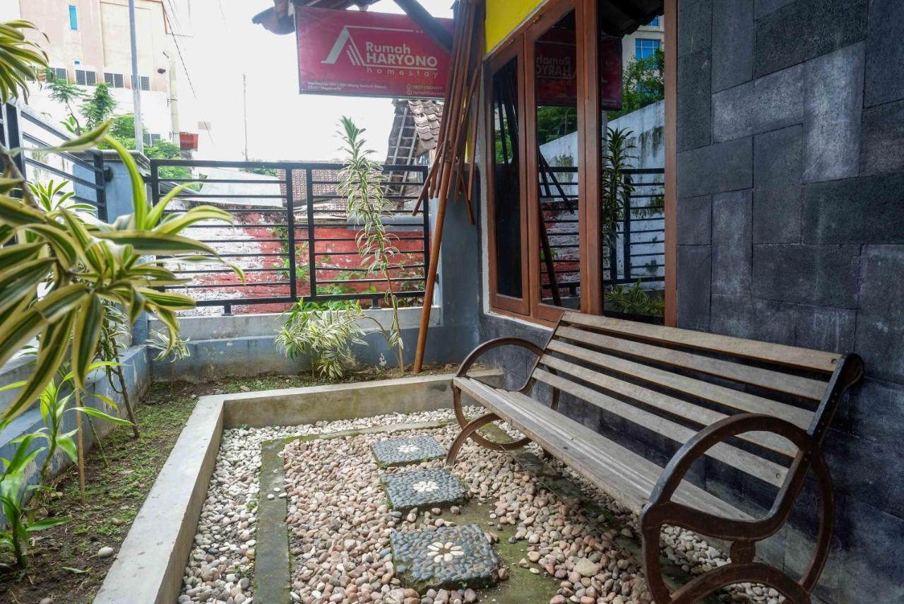 Albergue Koolkost Syariah Near Malioboro Area Yogyakarta Exterior foto