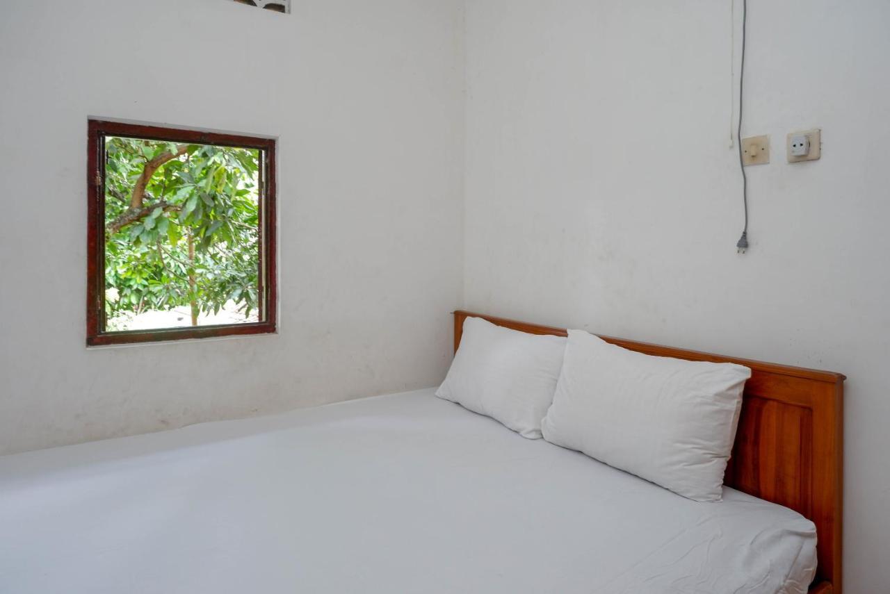 Albergue Koolkost Syariah Near Malioboro Area Yogyakarta Exterior foto