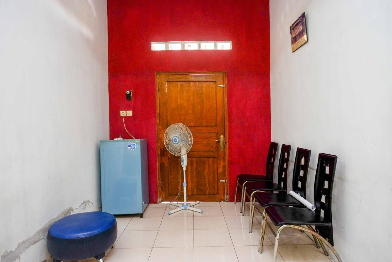 Albergue Koolkost Syariah Near Malioboro Area Yogyakarta Exterior foto